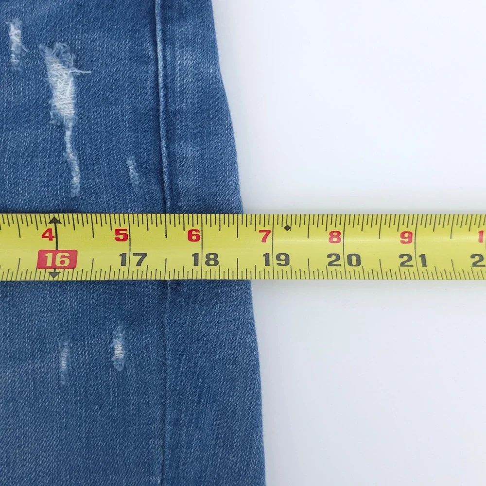 Seven7 Women Denim Shorts Size 6 Blue Bermuda Distressed‎ Stretch
